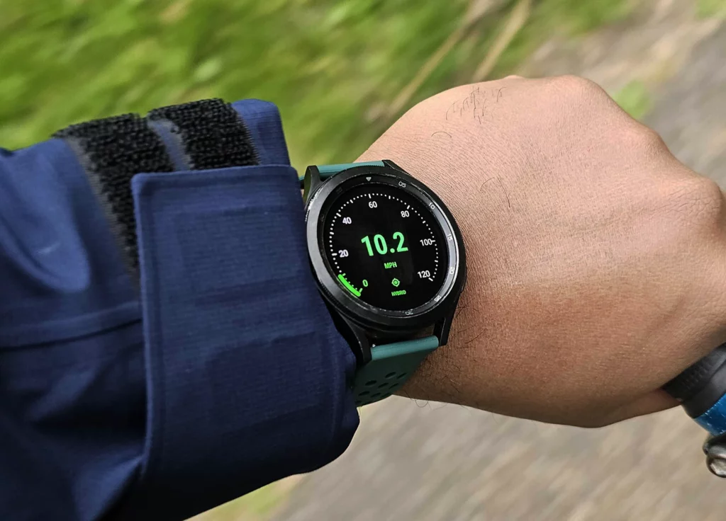 Maintaining a speed of 10mph, Velocity GPS Dashboard and Speedometer for Wear OS 